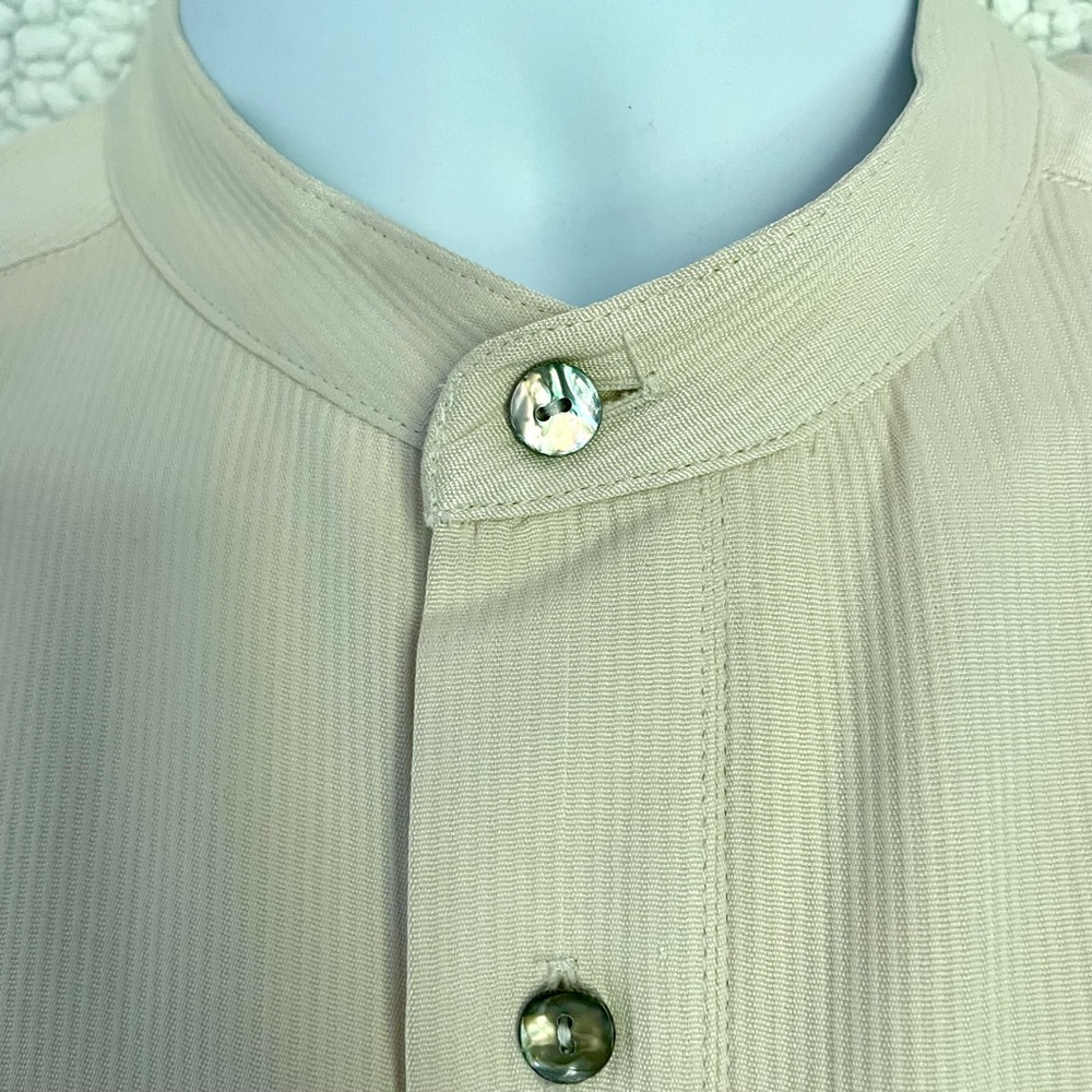 EUC vtg Cypress Grove silk banded-collar mother-of-pearl button-front shirt - Picture 4 of 5